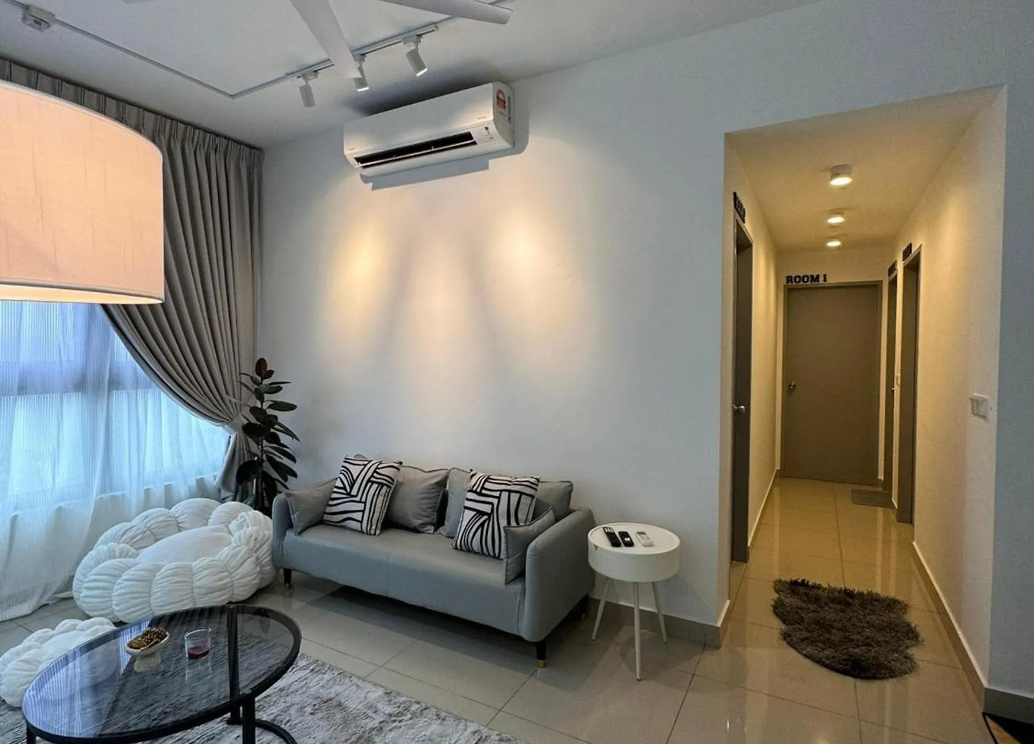Roombnb Mvertica Kuala Lumpur Hostel
