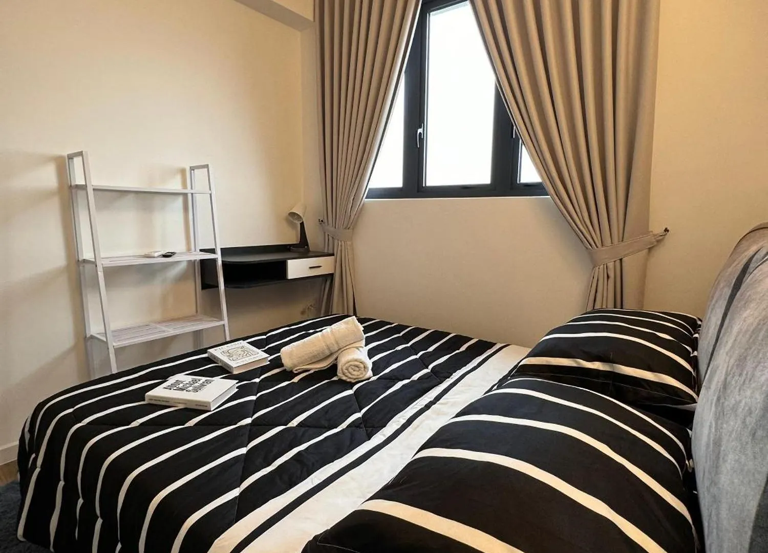 Hostel Roombnb Mvertica Kuala Lumpur